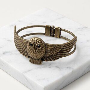 Vintage Style Spread-Wing Owl Hinged Cuff Bracelet - Antique Gold & Black Eyes